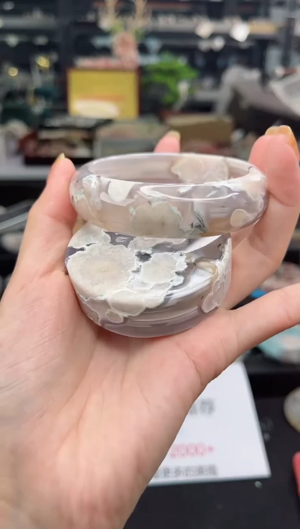 【闪购商品】石英质玉手镯未镶嵌60圈口（赠品镯心）1571359