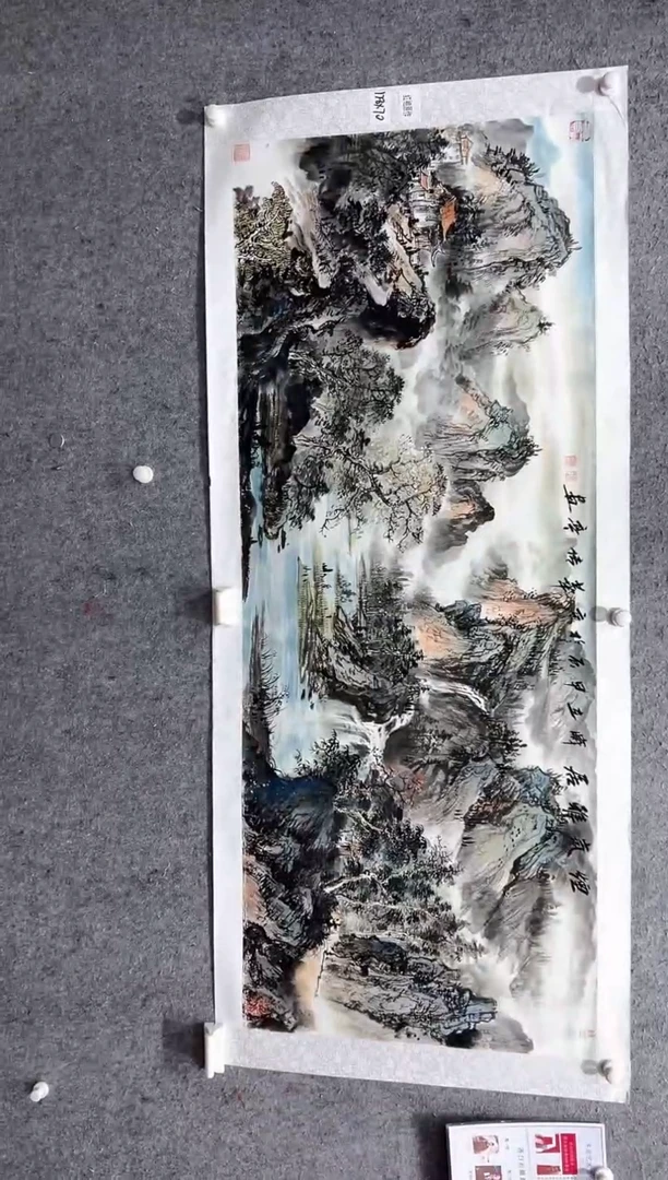 国画张传亭老师的红袍作品