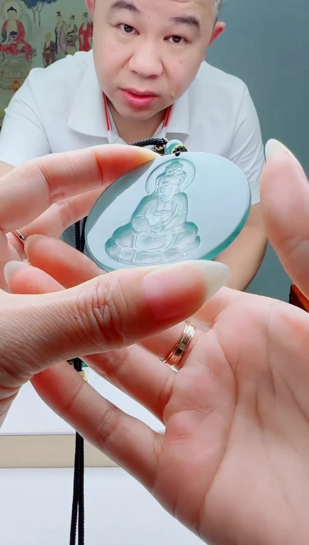 颈饰未镶嵌翡翠多样性发其一