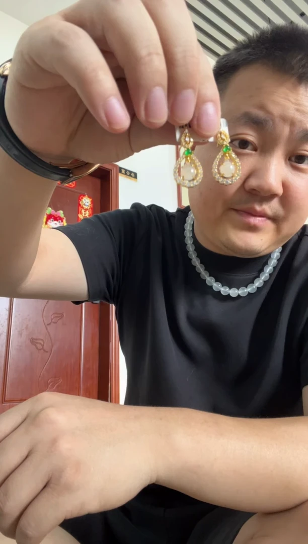 未镶嵌翡翠耳饰耳钉