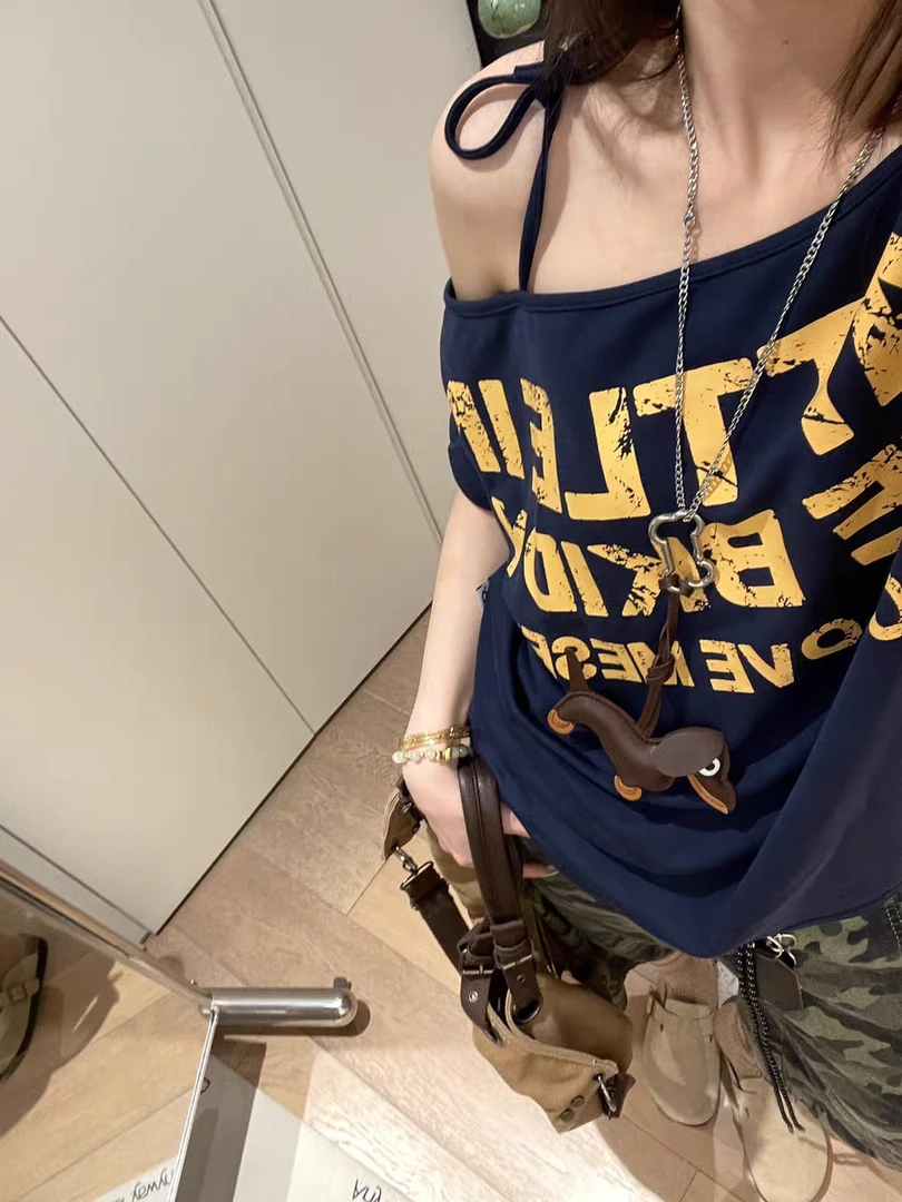 花生酱宽松美式辣妹字母印花斜肩绑带短袖T恤性感显瘦百搭上衣