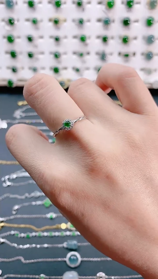 【闪购商品】翡翠戒指银S925镶嵌天然翡翠