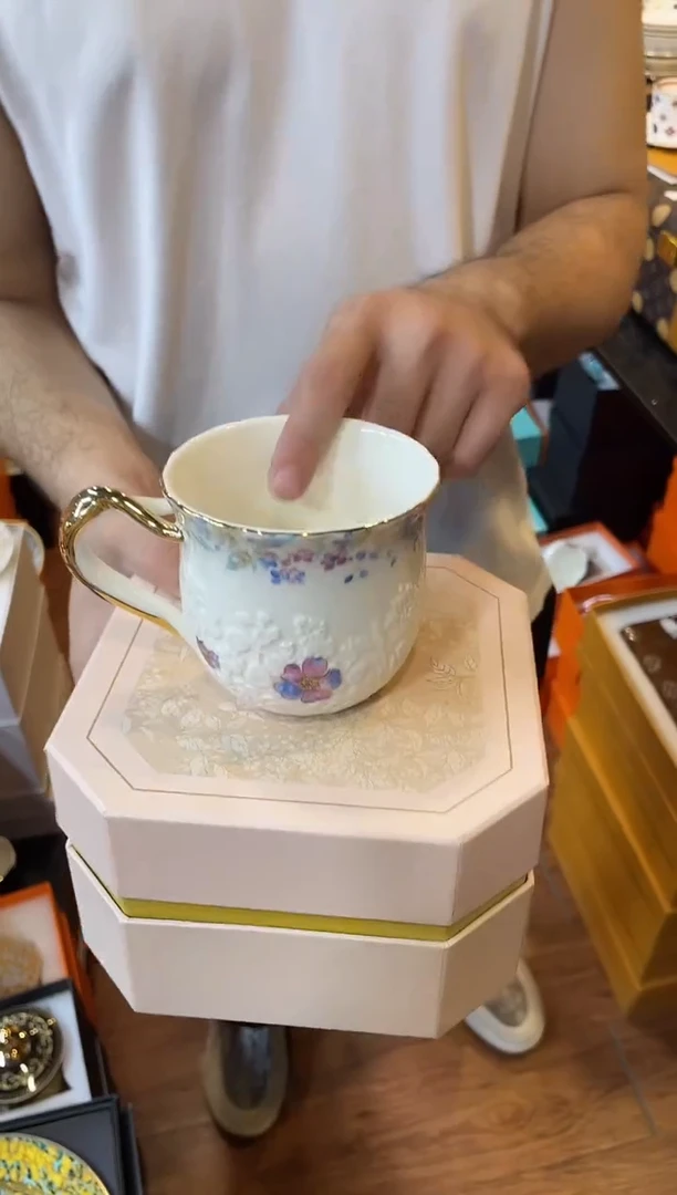 杯鸿辉家品牌瓷器，京东包邮！