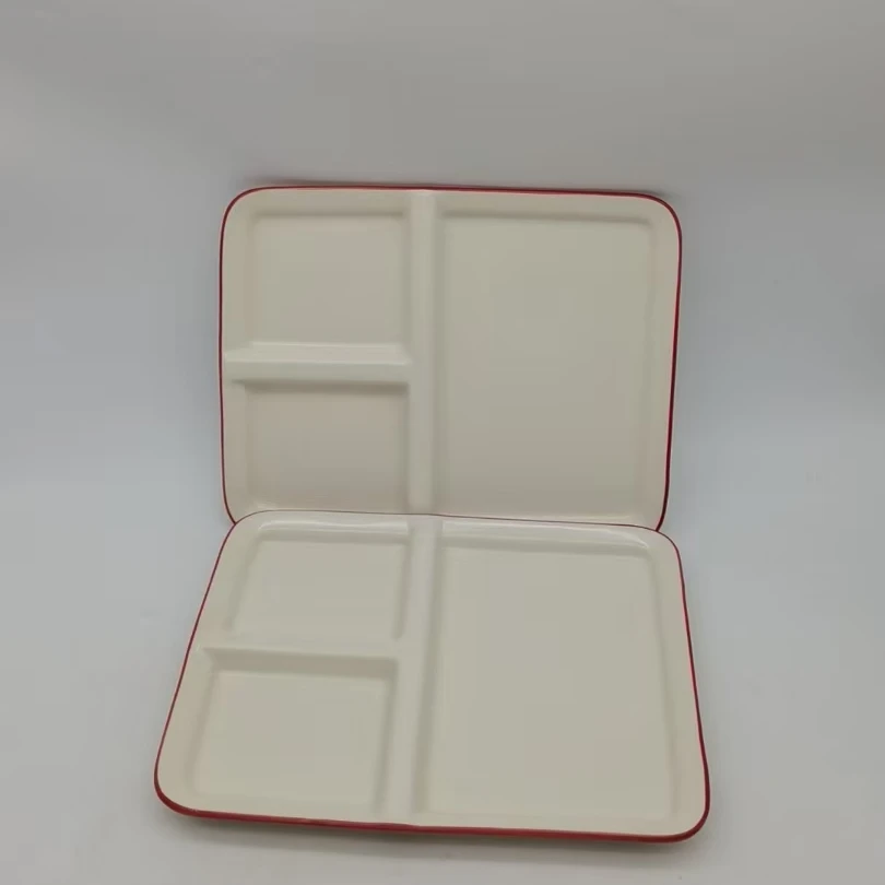 5992 分餐盘2个（微瑕，长23.5，宽18.5，高2）陶瓷餐具B10