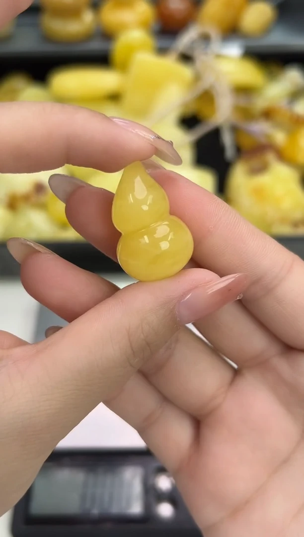 裸石琥珀未镶嵌琥珀蜜蜡吊坠