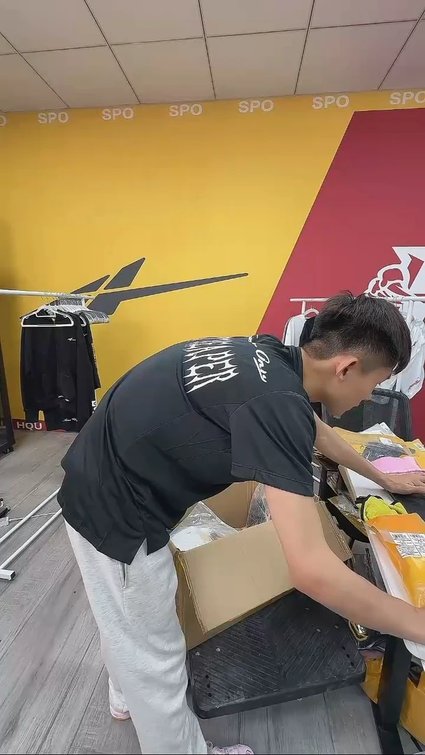 SPO 华大中帮篮球袜m