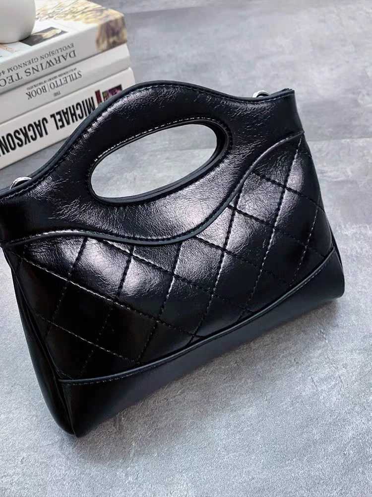 【小乔】轻奢豪华时尚潮流女士黑色/白色31休闲单肩斜跨手拿包