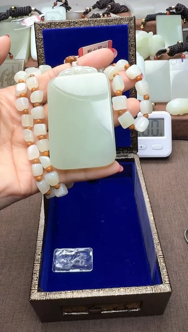 颈饰未镶嵌和田玉～**&释怀