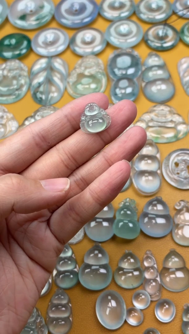 吊坠(不含链)未镶嵌翡翠43 佛公 14.9 15.2 4.6