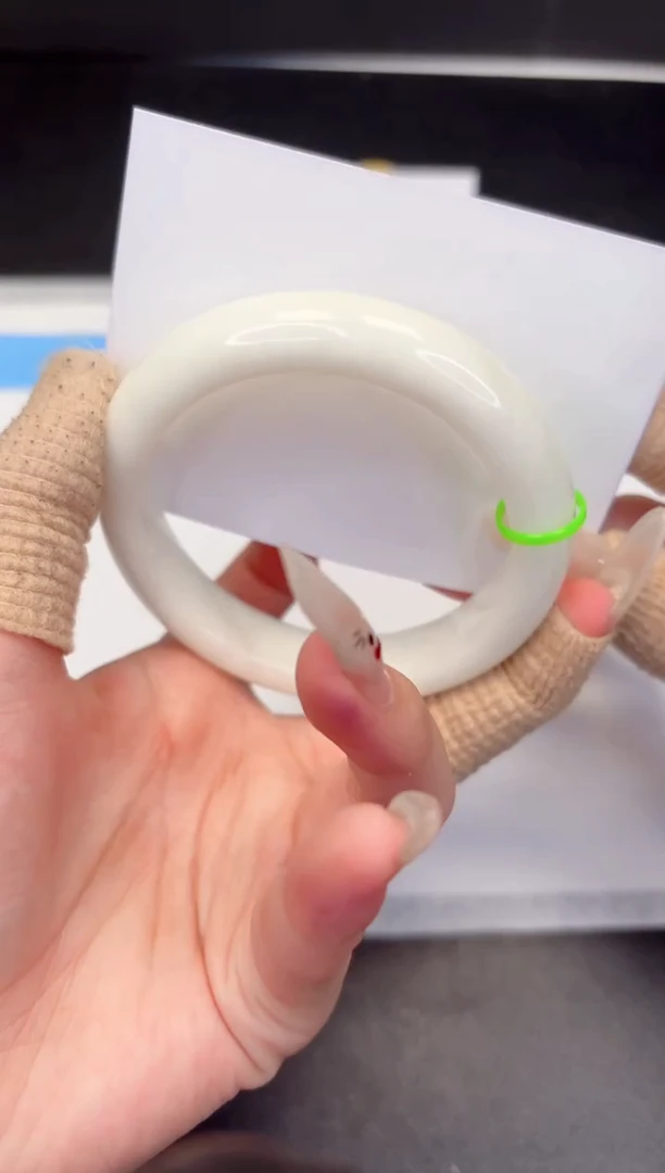 【闪购商品】和田玉手镯未镶嵌315-55.7