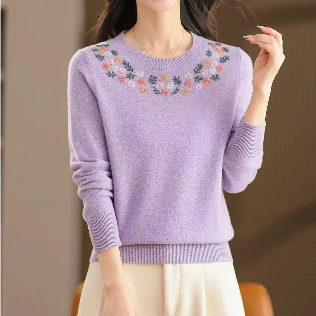 黛妍6853冬季新款100%羊毛洋气减龄设计感圆领小花刺绣针织上衣