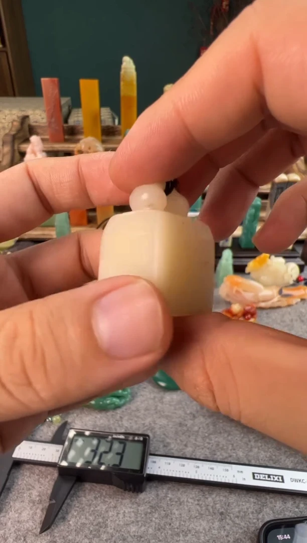 寿山石芙蓉如意章2*2*3.3