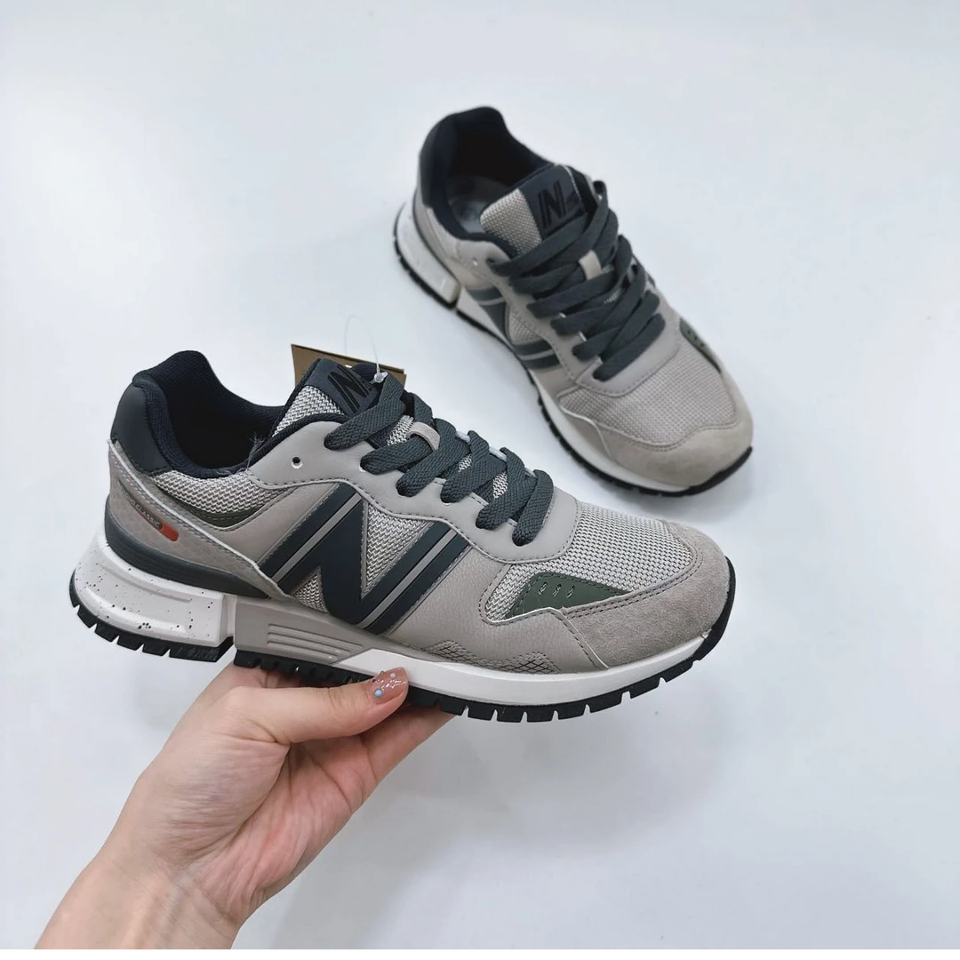 80028高端专享四季款舒适运动鞋狼灰（成人运动鞋）