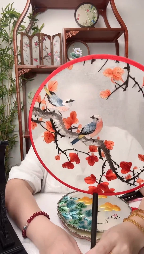 刺绣团扇--手工绣花---双面绣花