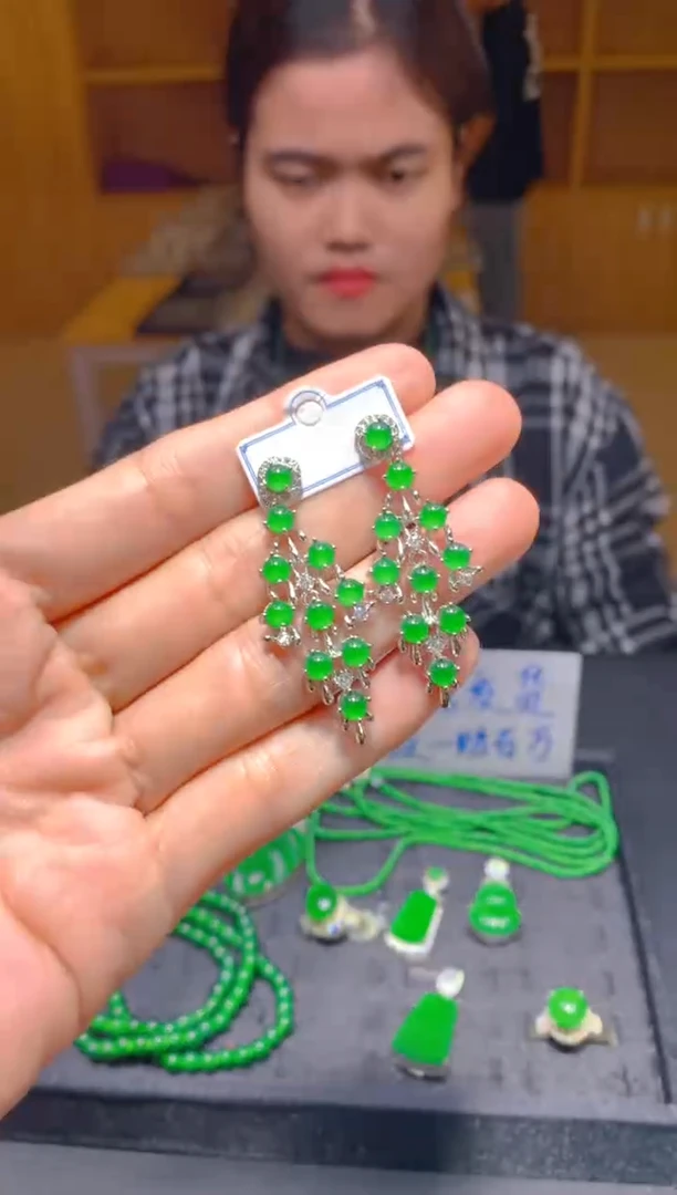 未镶嵌定制翡翠366多样性发货（发其一）