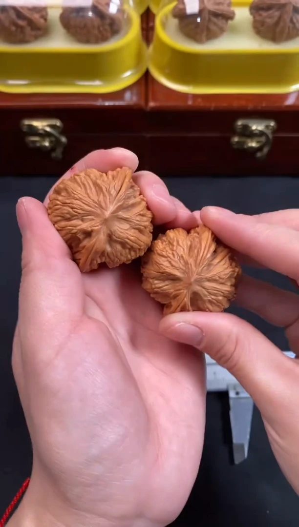 把件文玩核桃磨盘40尺N051