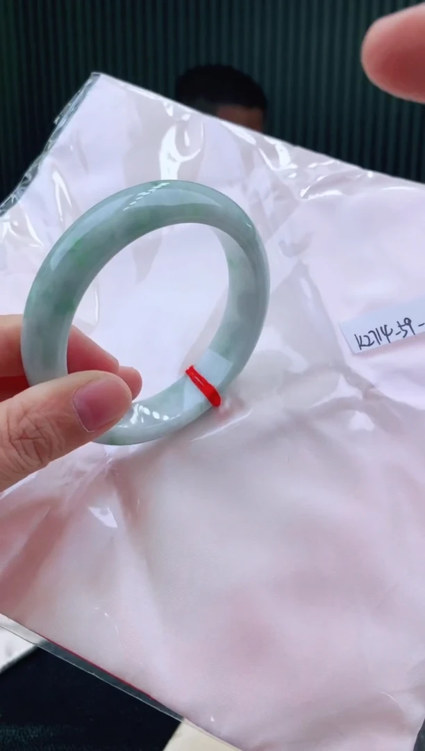 未镶嵌手镯翡翠59