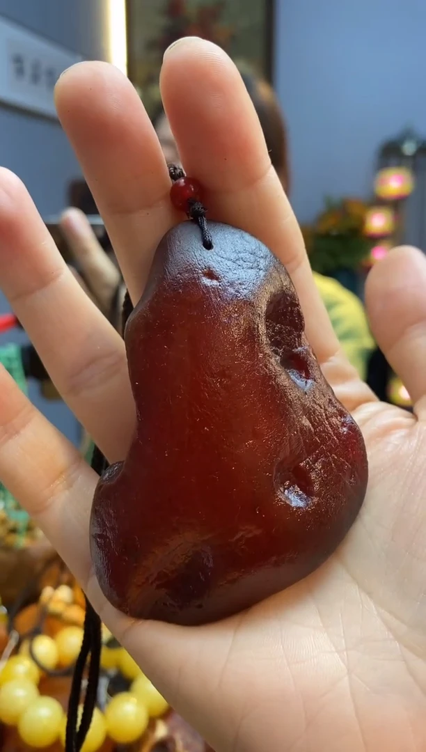 琥珀颈饰未镶嵌吊坠