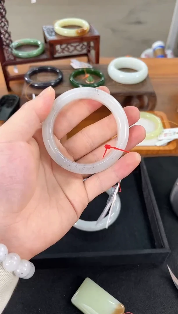 未镶嵌手镯和田玉新疆黑山 54圈