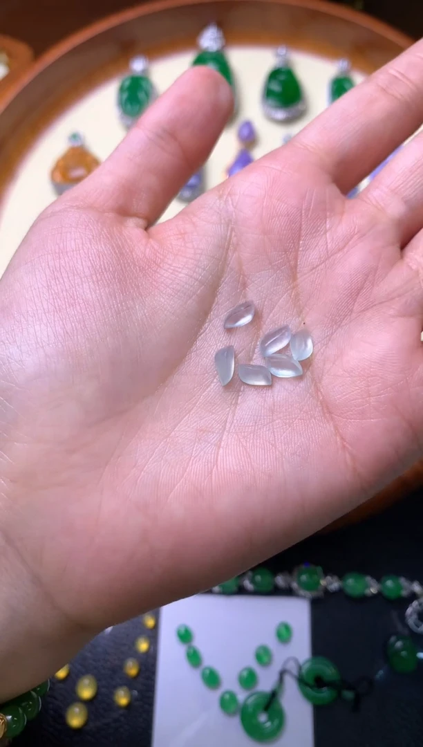 【闪购商品】定制翡翠未镶嵌裸石（镶嵌定制）多样性发一