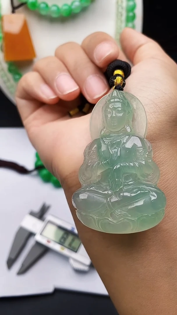 高端甄选吊坠（一物一图）30180