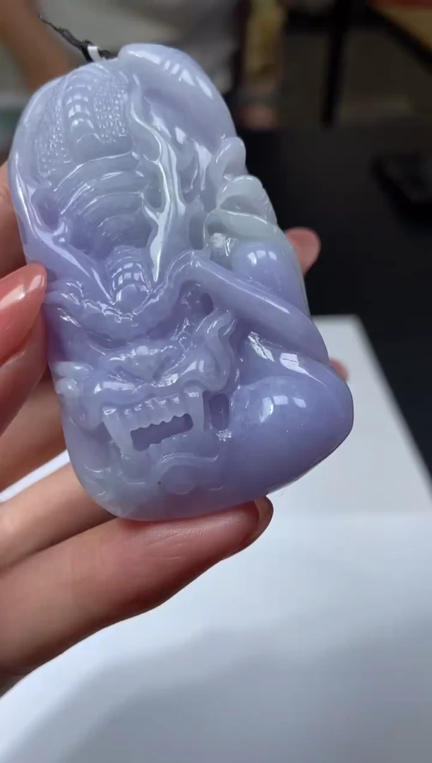 翡翠未镶嵌颈饰  312904