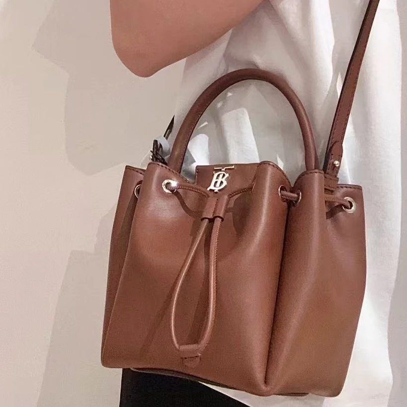 95新 BURBERRY/博柏利 胖虎佳佳/箱包/两用包/31B2507090026