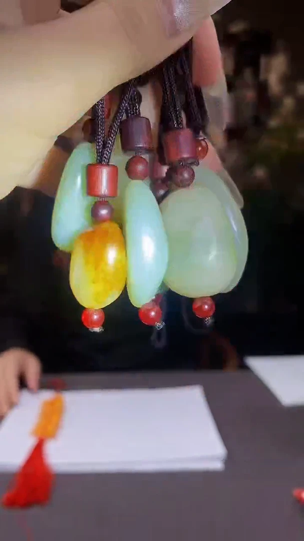 和田玉未镶嵌颈饰c057