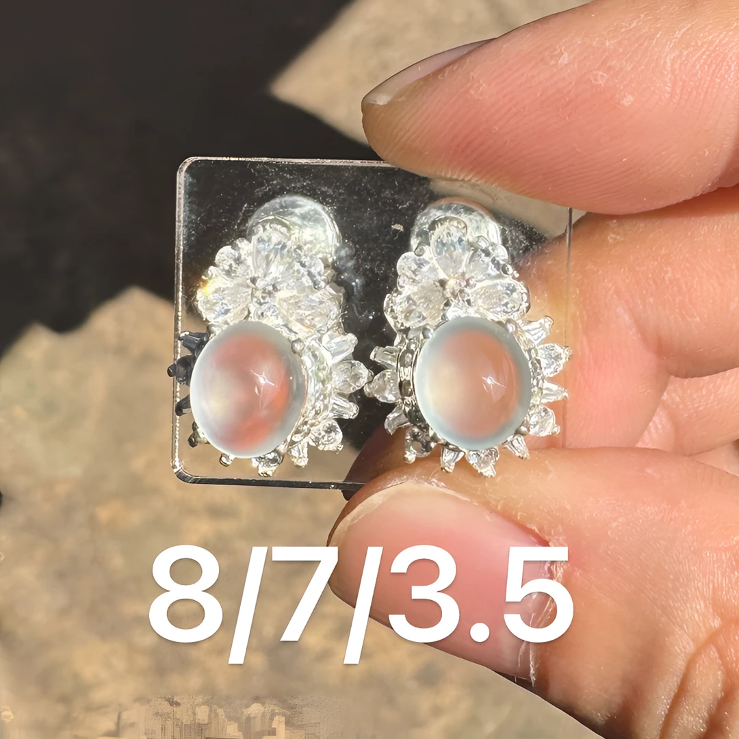 0130(小哪吒在源头)冰种翡翠冰晴钢耳钉饱满杠味荧光足M70