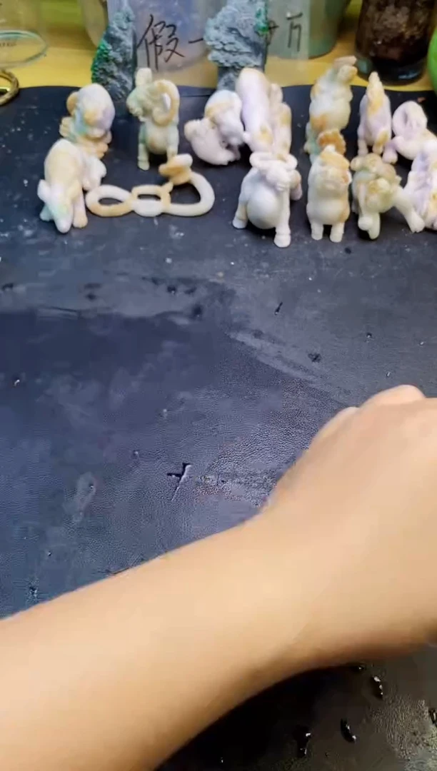 翡翠未镶嵌颈饰天然翡翠135