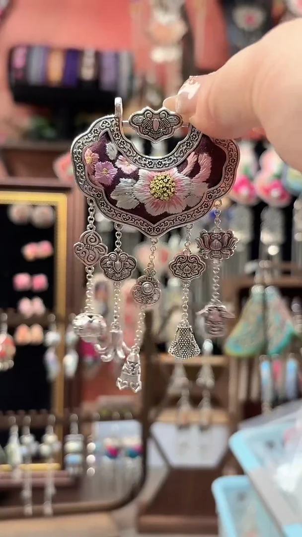 织绣 云织谣民族风精美饰品  115+链子