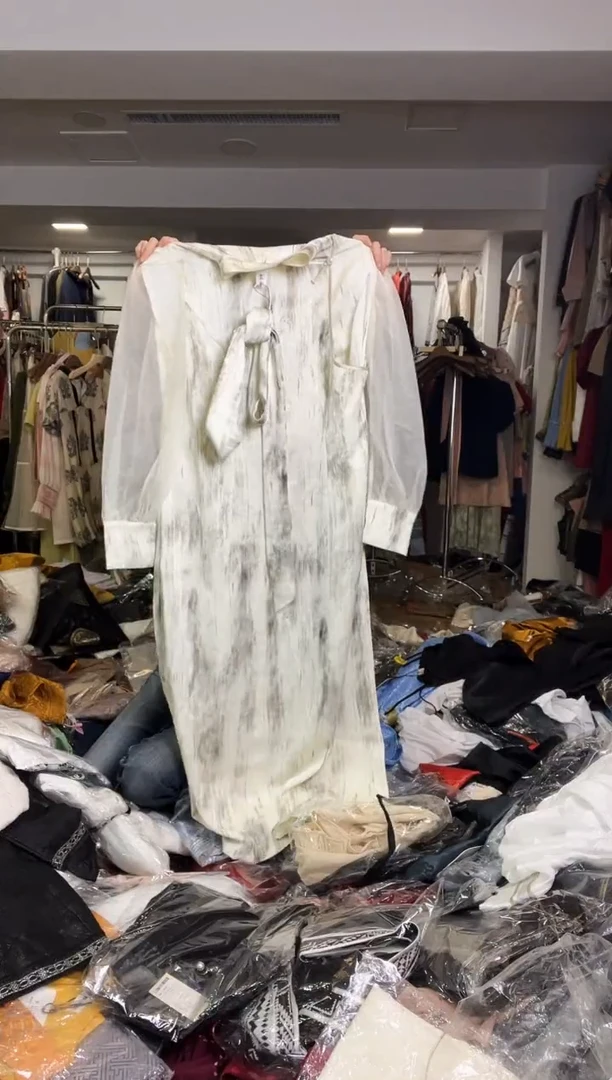 袍子       XL码      120-130斤