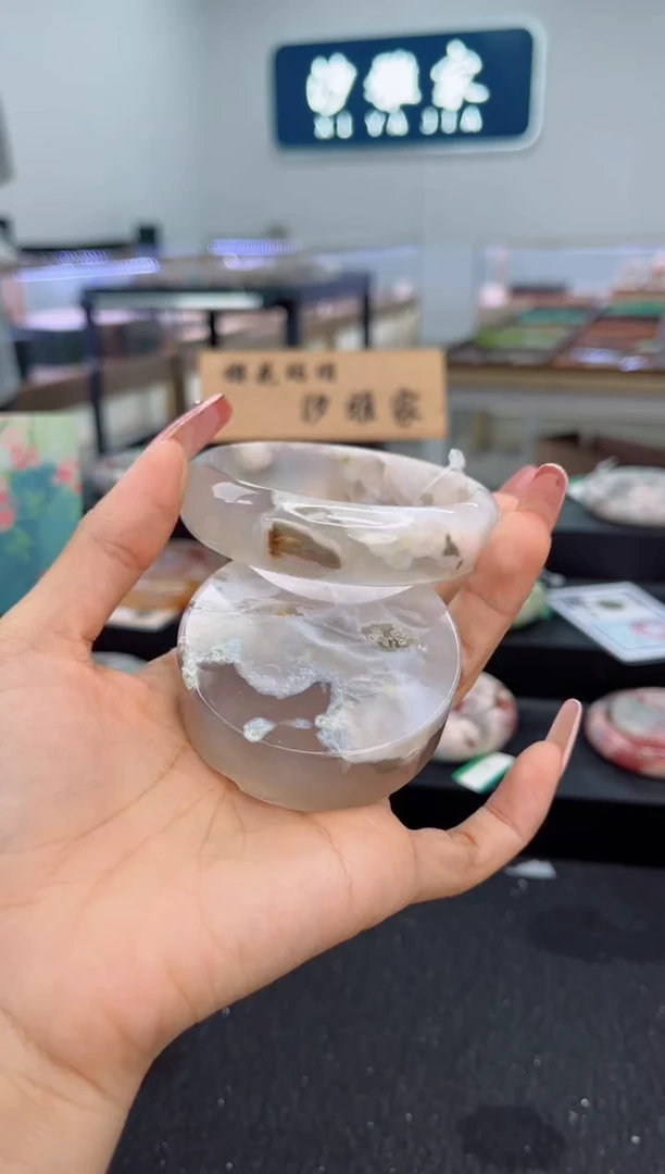 石英质玉手镯未镶嵌61圈口（赠品镯心）3688049