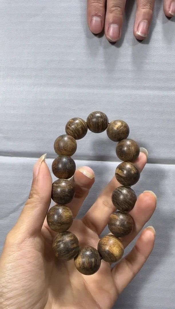 【闪购商品】沉香手串P35奇楠种1.6单圈多样性发货发其一