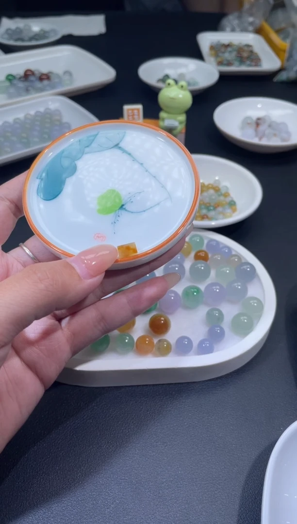 未镶嵌定制翡翠?**?翡翠毛货