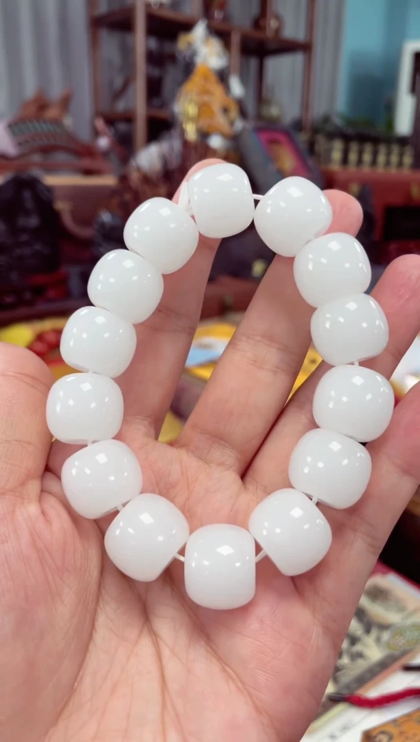 手串未镶嵌和田玉