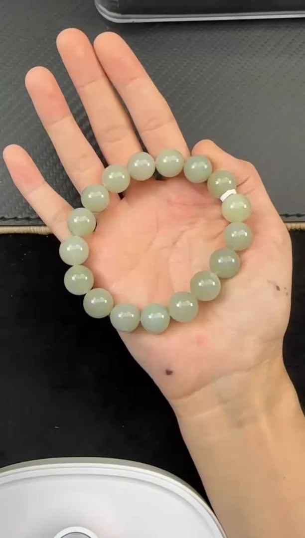 手串未镶嵌和田玉（糖玉）且末近矿手串多样发一