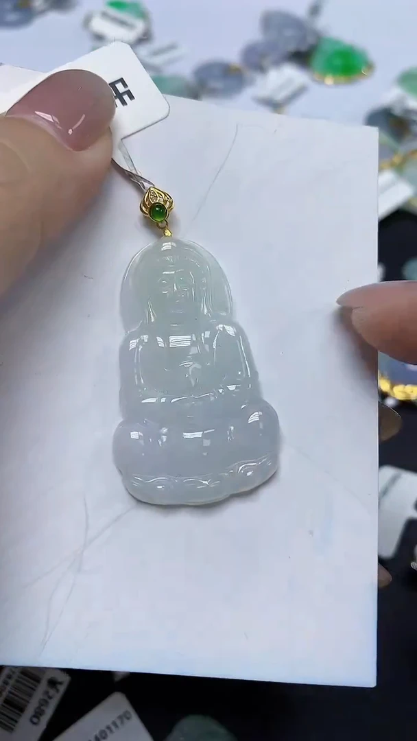 翡翠未镶嵌颈饰天然缅甸翡翠A货多样性发其一
