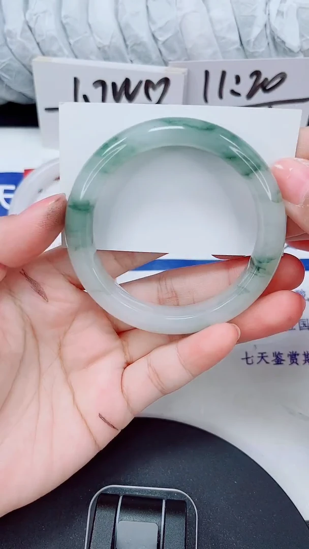 未镶嵌手镯石英质玉258-55/56