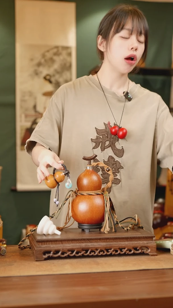 185号精品天然大漆酒葫芦一物一拍~