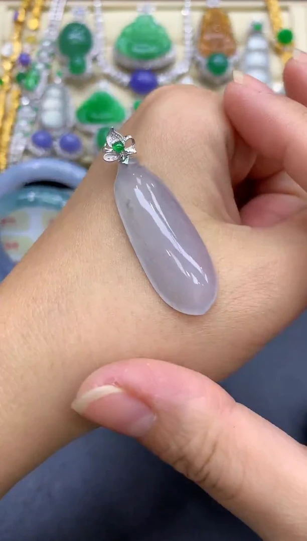 颈饰18K金镶嵌翡翠215-中国好珍宝