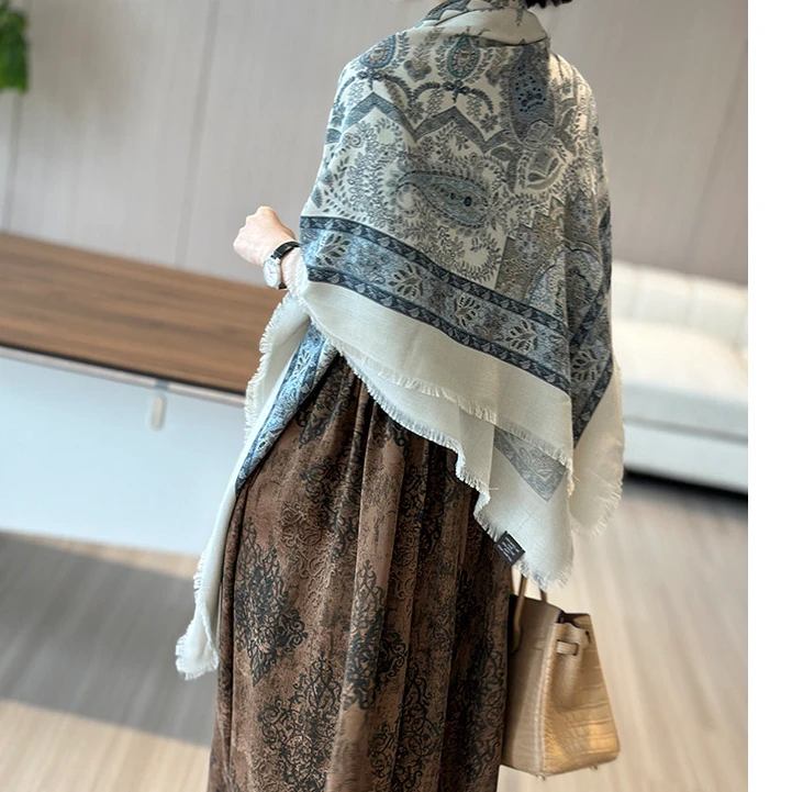 空调披肩 佩斯利篙级灰蓝色羊毛加真丝大方巾女民族风围巾132*132