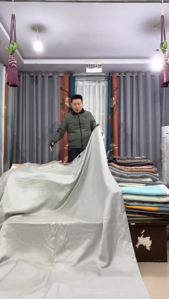 布成品窗帘    3.4-3