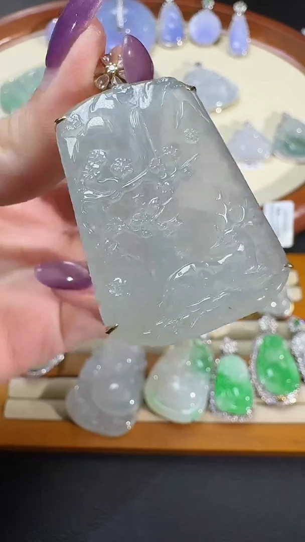 吊坠(不含链)18K金镶嵌翡翠【源头工厂】钻石镶嵌