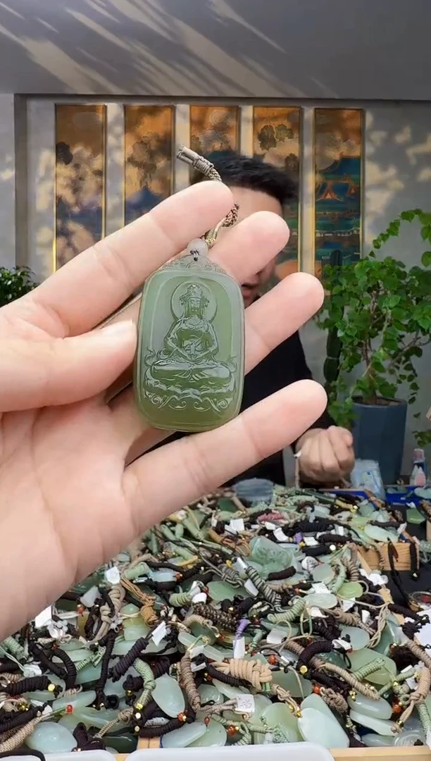 未镶嵌和田玉挂件拍一发一