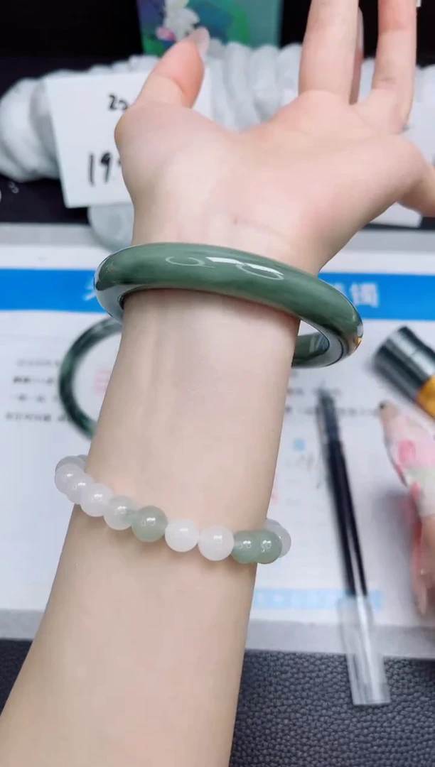 石英质玉手镯未镶嵌414-58
