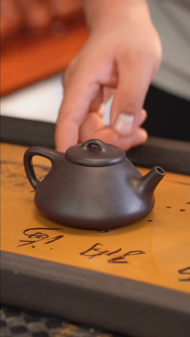 茶壶紫砂子冶石瓢 半手工 200cc