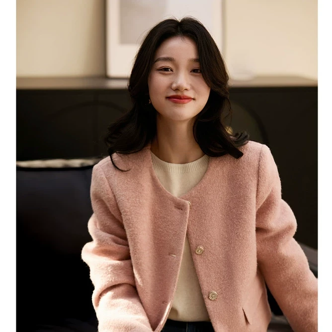 笑涵阁 好比例短款气质圆领外套2025年春季DYG663390VG