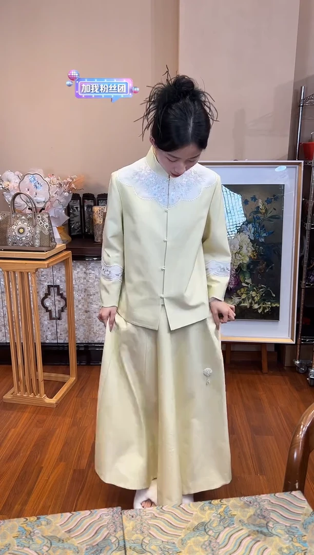 刺绣XL 120-130 小鸭黄半裙子 苏绣裙子