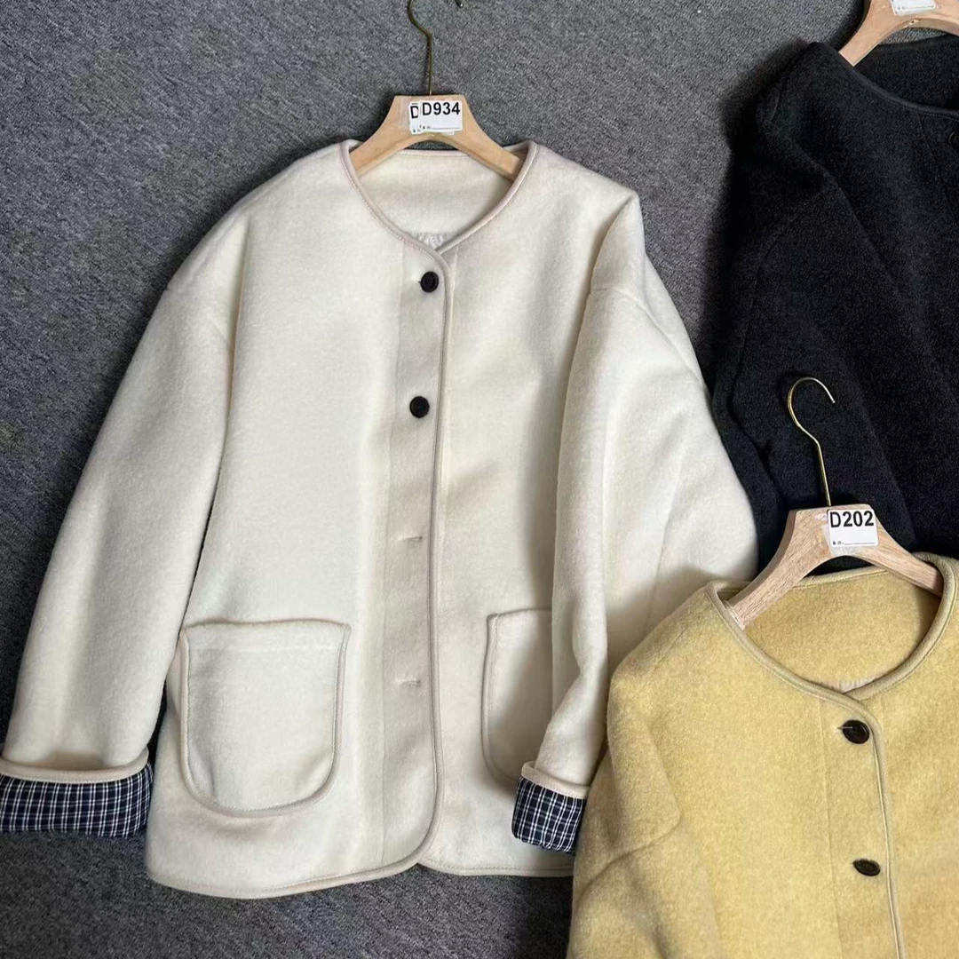 韩系冬季单排扣薄款宽松型短外套小香风开衫上衣